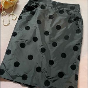 J.CREW BLACK POLKA DOT SKIRT.